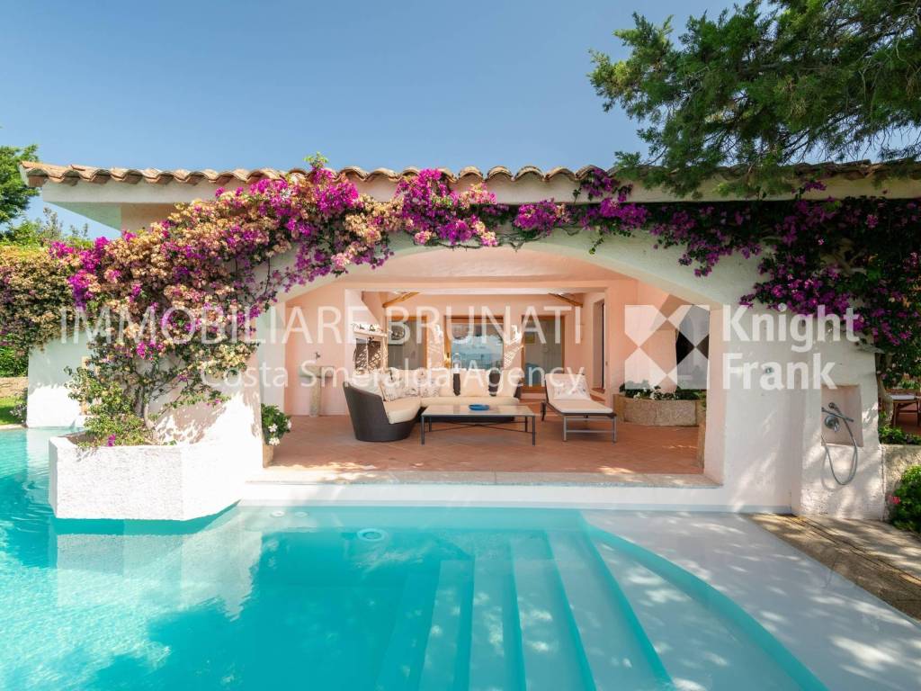 Villa a Arzachena in Via dei Ginepri - Foto 2