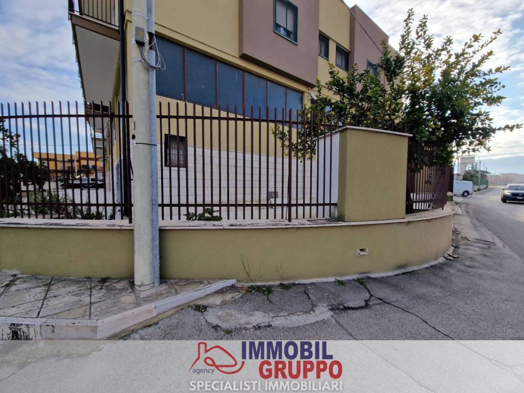 Immobile a Andria in Via Vecchia Barletta - Foto 2