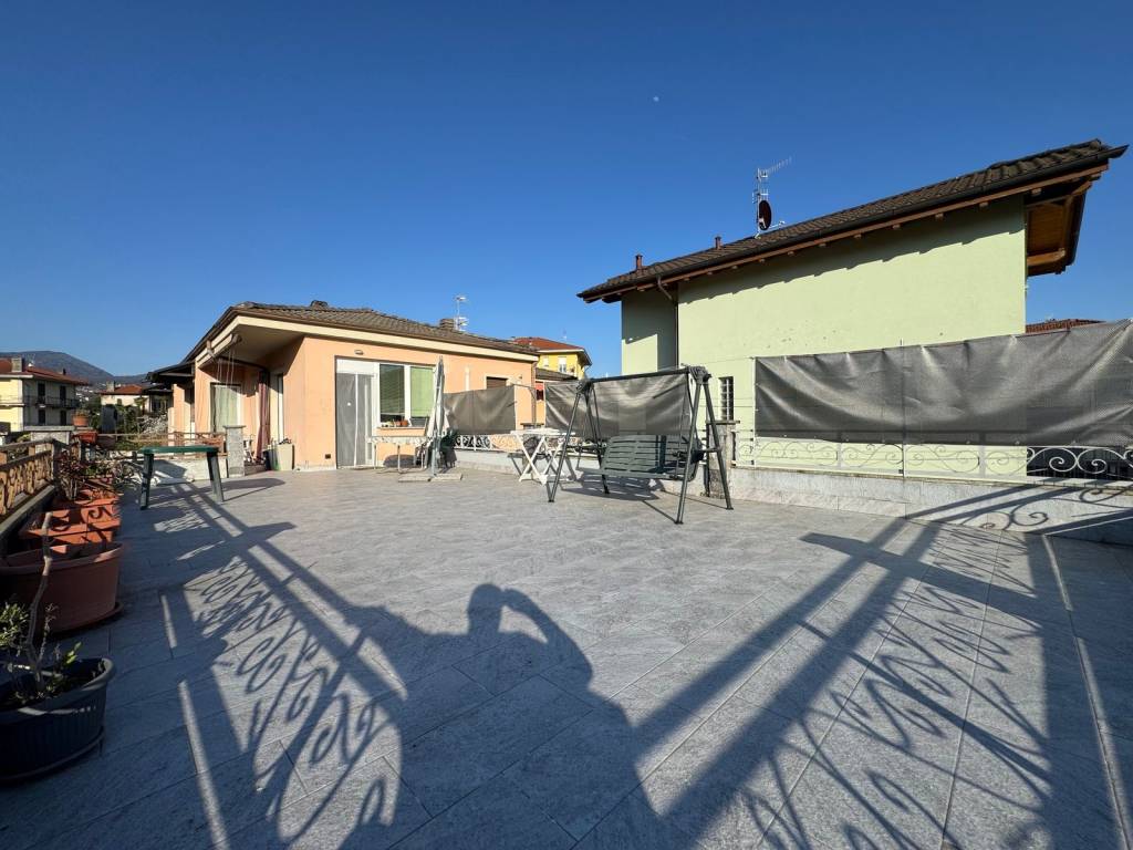 Appartamento a Verbania in Via Madonna di Campagna - Foto 2