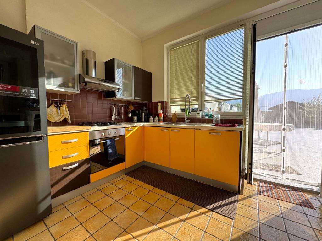 Appartamento a Verbania in Via Madonna di Campagna - Foto 3