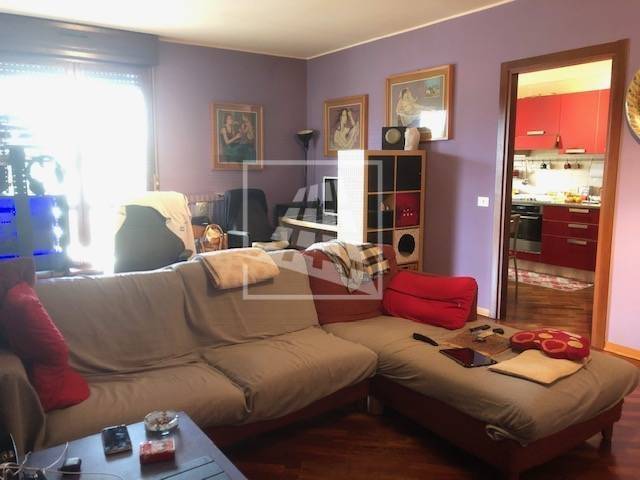 Appartamento a Reggio emilia in Via M. di Cervarolo, 39 - Foto 2