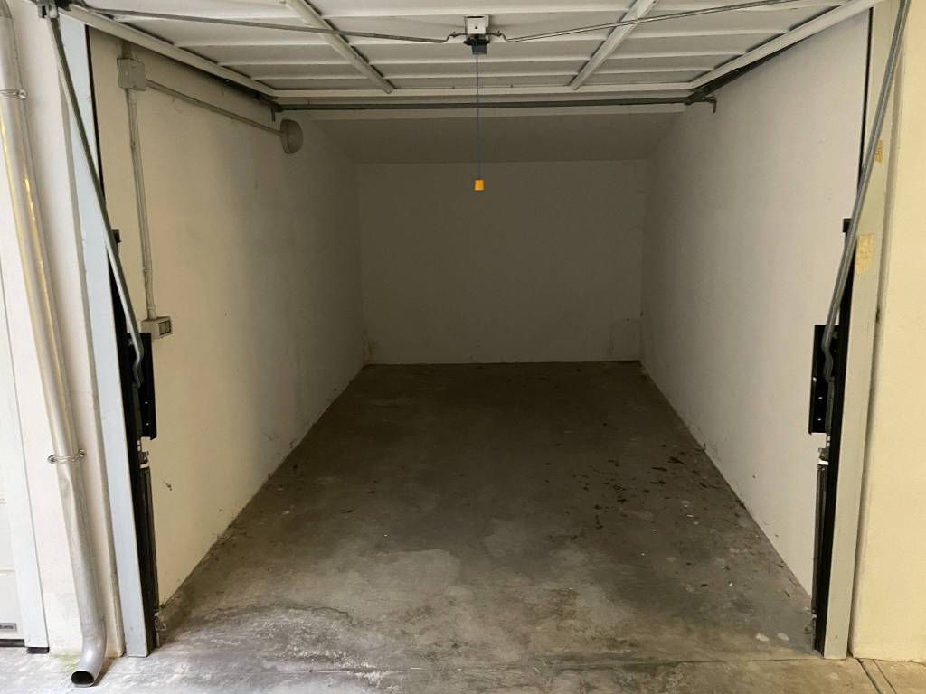 Box / garage a Arona in Via Torino, 55 - Foto 4