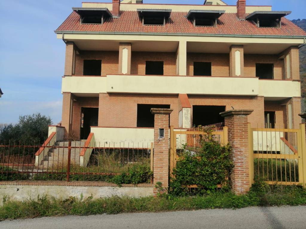 Villa a Frasso telesino in VIA FRANGITELLI - Foto 2
