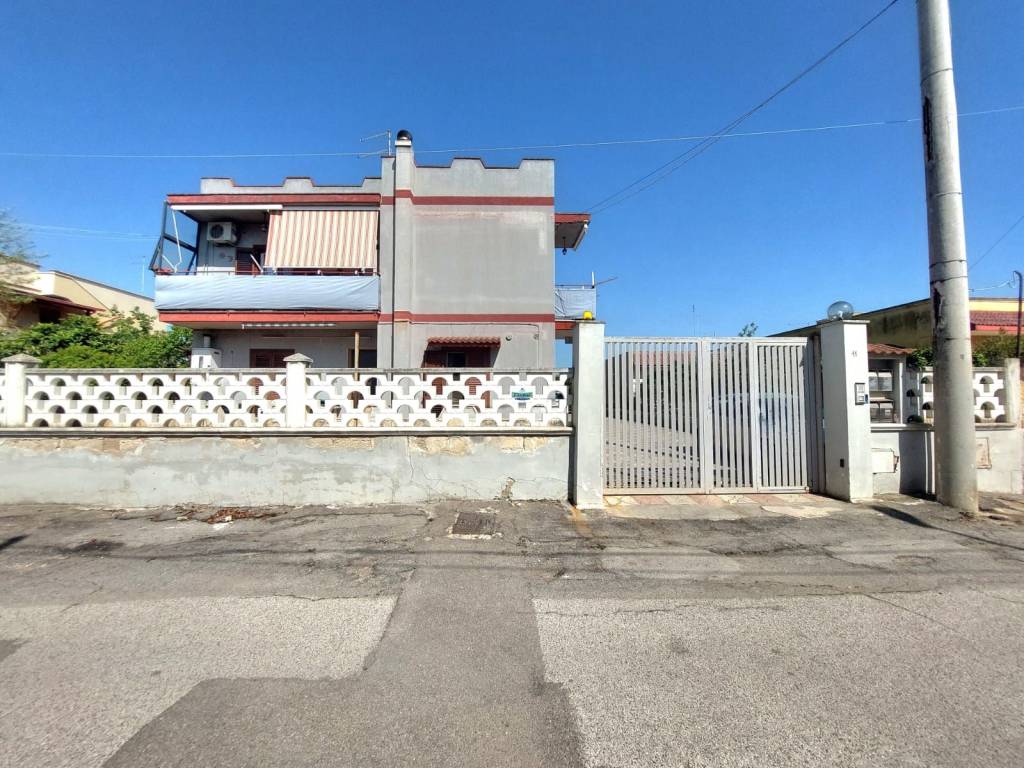 Appartamento a Taranto in Via Papaveri, 11 - Foto 3