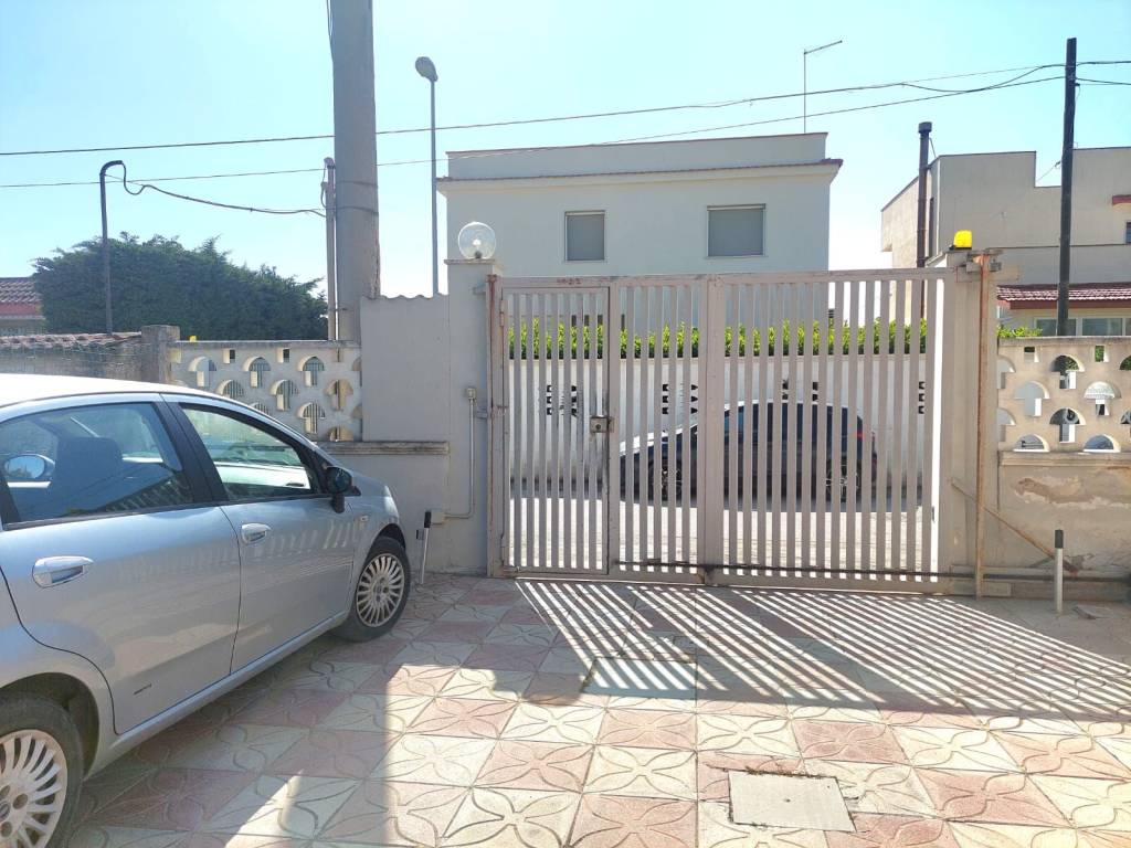 Appartamento a Taranto in Via Papaveri, 11 - Foto 4