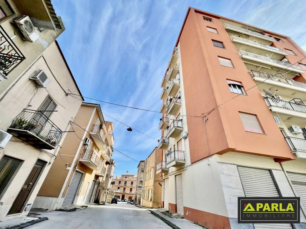 Appartamento a Canicattì in Via Alessandro Manzoni - Foto 3