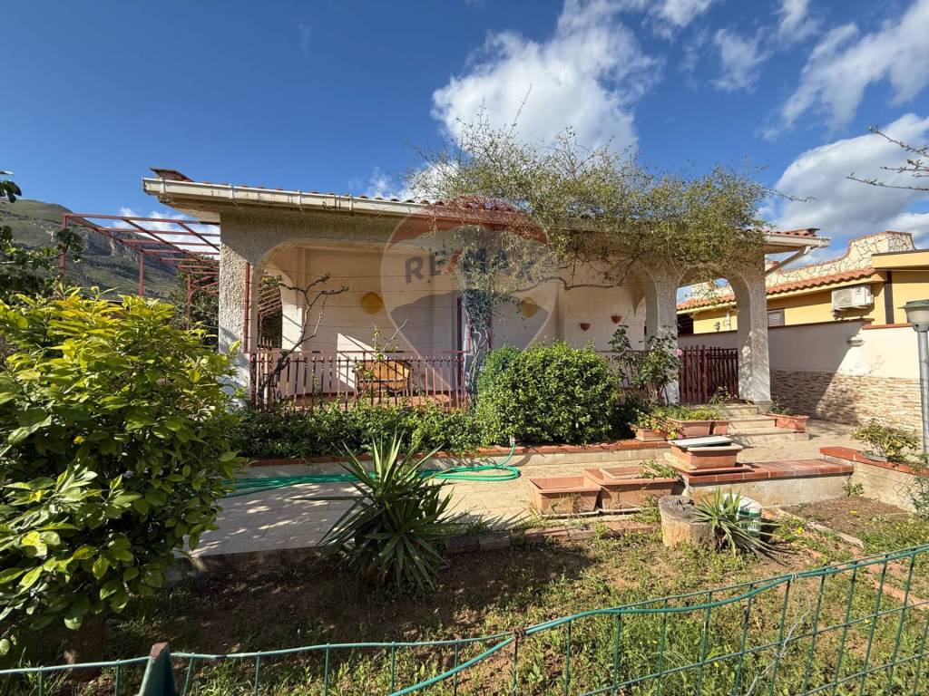 Villa a Altavilla milicia in Contrada Grotta Mazzamuto - Foto 2
