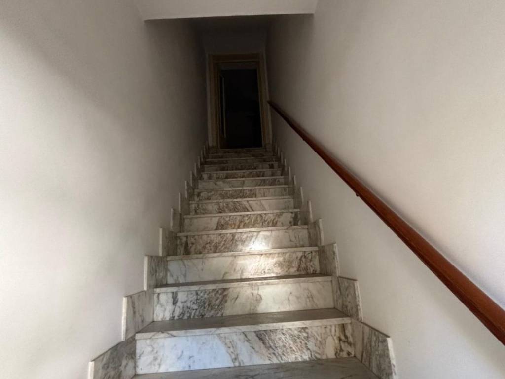 Casa indipendente a Ceglie messapica in Via Cristoforo Colombo, 5 - Foto 5
