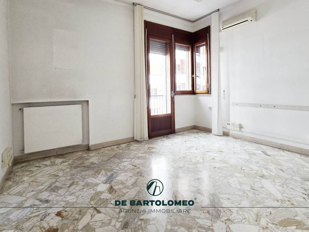 Appartamento a Taranto in Corso Umberto I - Foto 2
