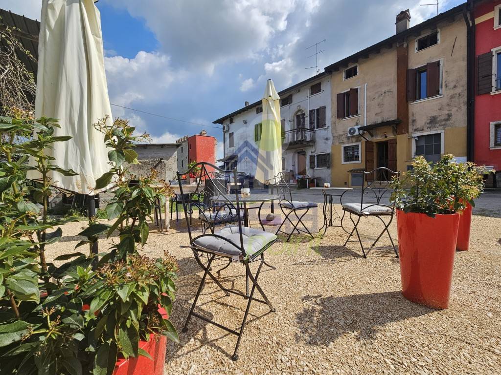 Casa indipendente a Peschiera del garda in località lizzara 4 - Foto 2