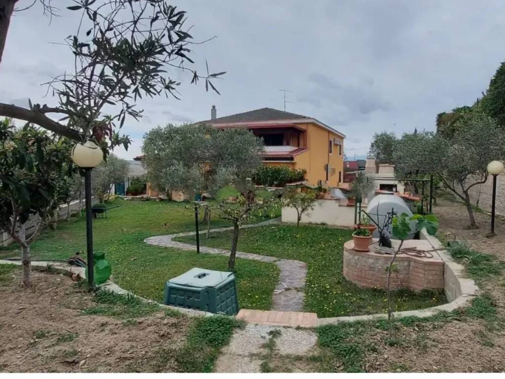 Villa a Crotone in Via Islanda - Foto 4