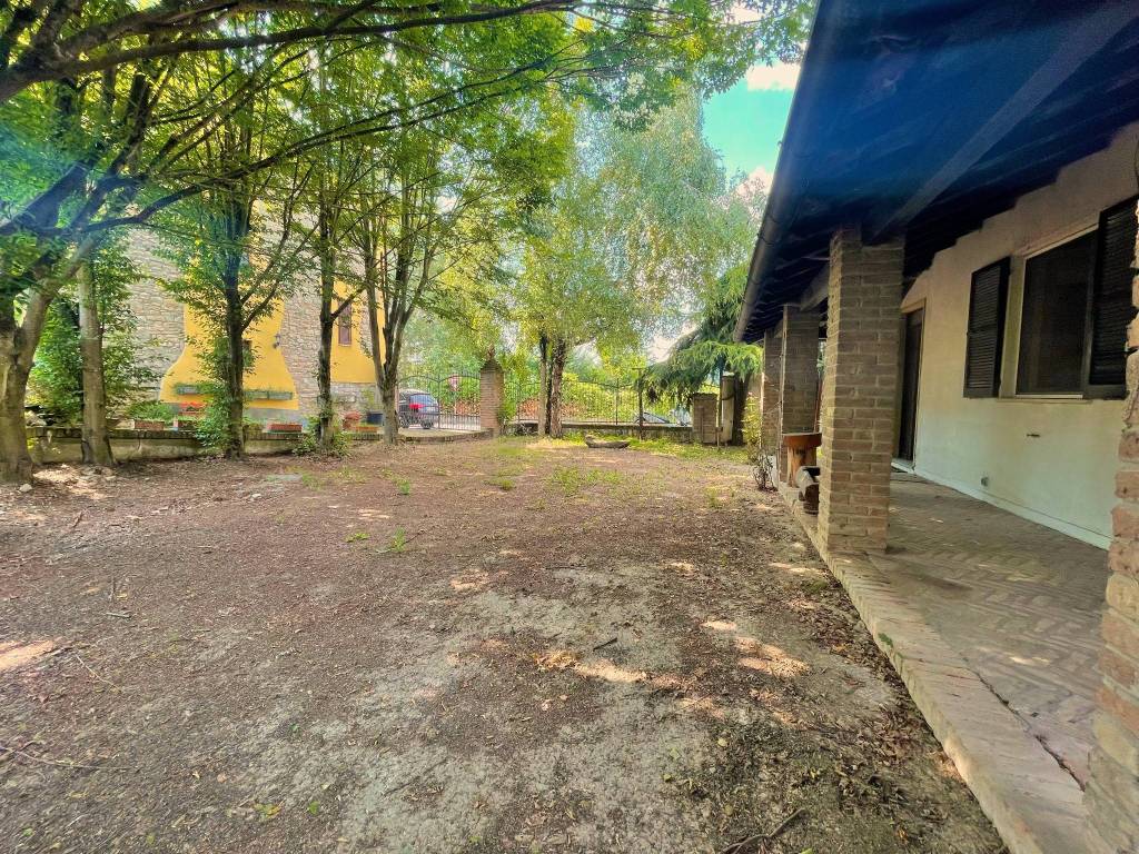 Villa a Momperone in Piazza della Chiesa, 12 - Foto 4