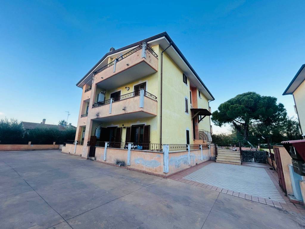 Appartamento a Perugia in Via Maristella, 52 - Foto 2