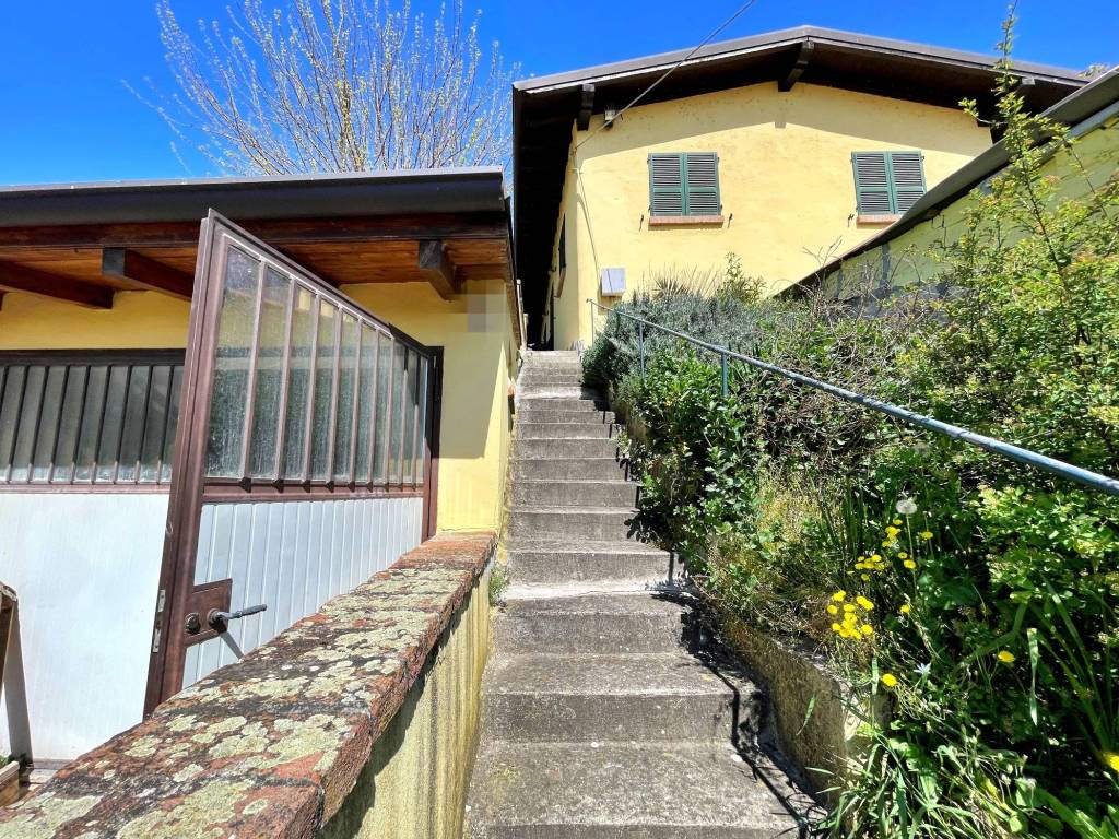 Villa a Pietra de' giorgi in Località Fornazzo - Foto 2