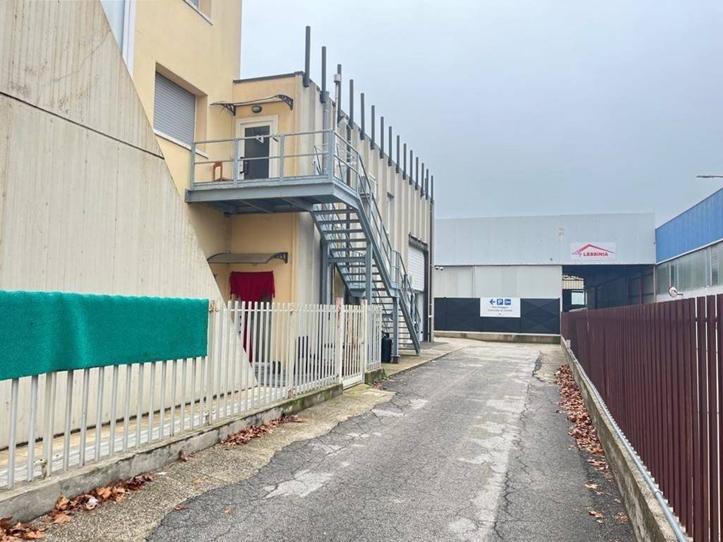 Immobile a Soave in viale del lavoro - Foto 4