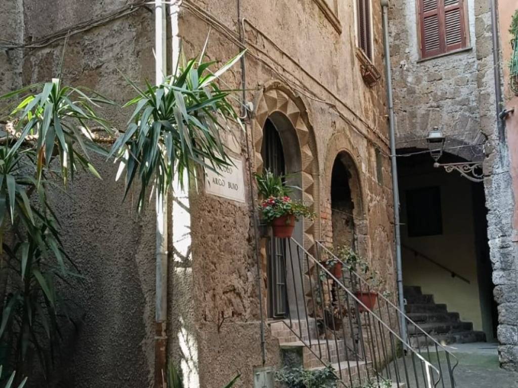 Appartamento a Capranica in Vicolo Arco Buio - Foto 2