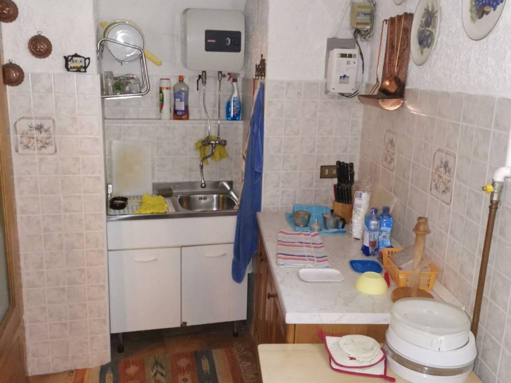 Casa indipendente a Biandronno in Via Giuseppe Garibaldi - Foto 5