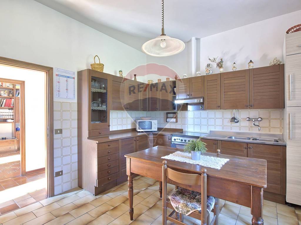 Casa indipendente a Bucine in Via Giulio cesare, 14 - Foto 4