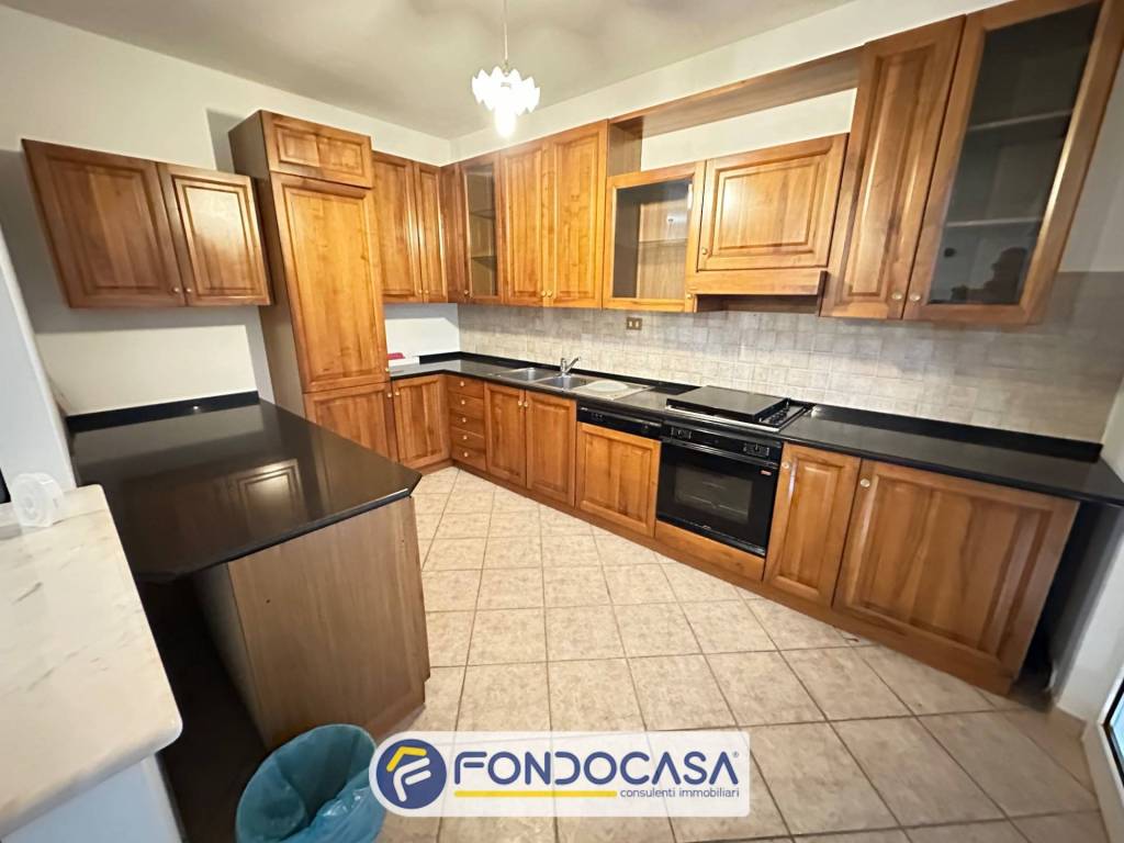 Appartamento a Roccafluvione in Via Pietro Nenni - Foto 2