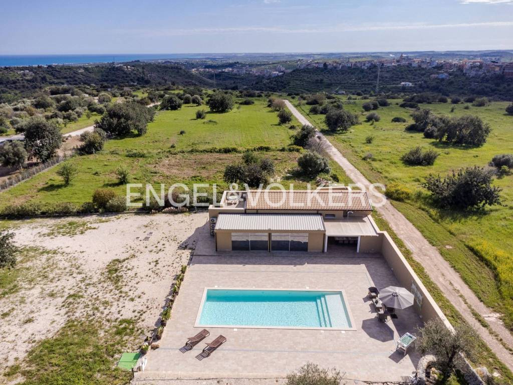 Villa a Avola in Via Giovanni Pascoli - Foto 2