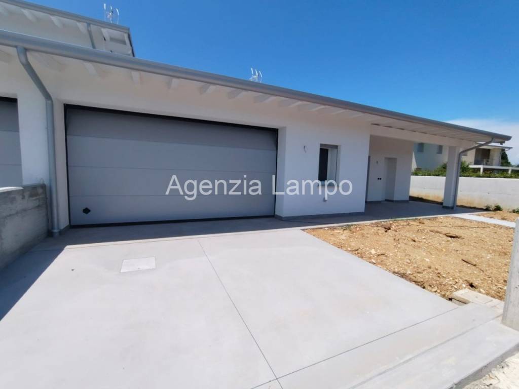 Villa a Pordenone in Vai Borgo Casoni - Foto 4