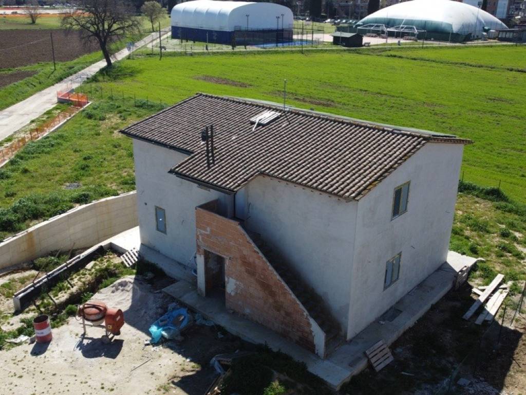 Villa a Perugia in Strada Madonnuccia Ciribifera - Foto 4