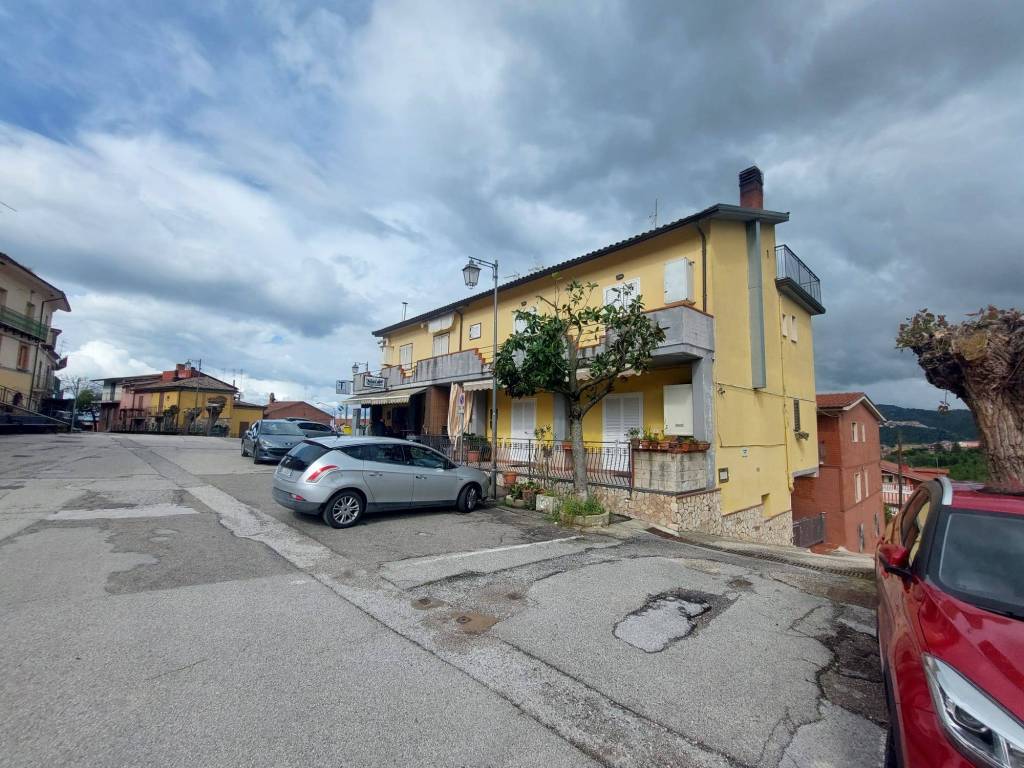 Appartamento a Ceppaloni in Via Benedetto Croce - Foto 2