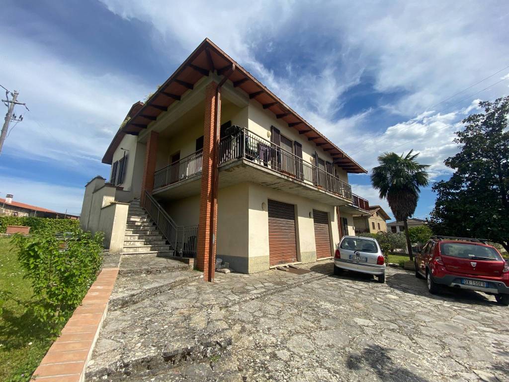 Villa a Chiusi in Via Poggio Olivo - Foto 2