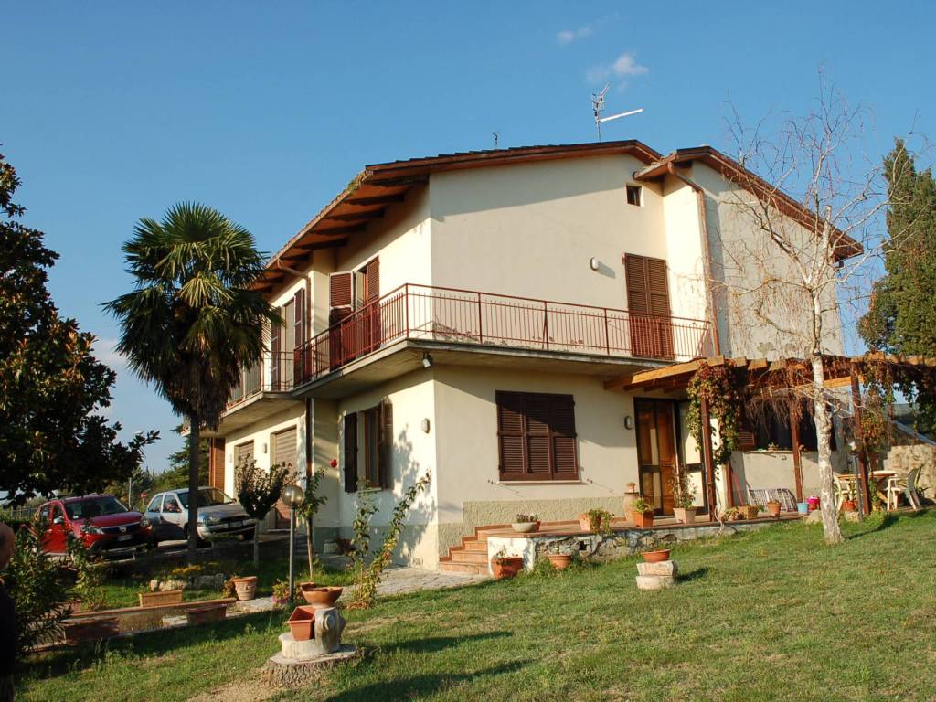 Villa a Chiusi in Via Poggio Olivo - Foto 3