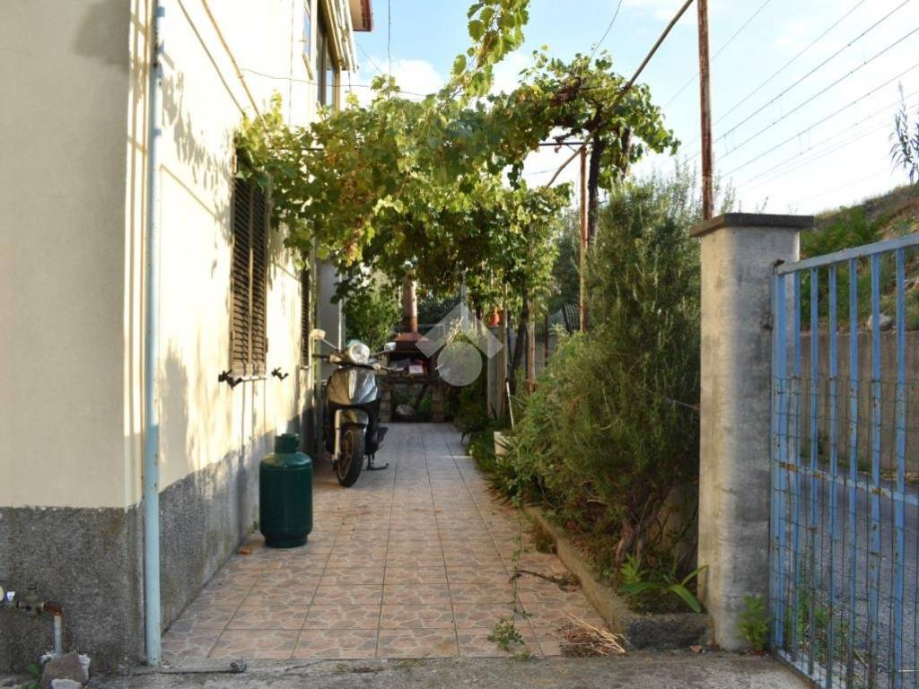 Casa indipendente a Fuscaldo in Contrada Lago Sotto Strada, 8 - Foto 2