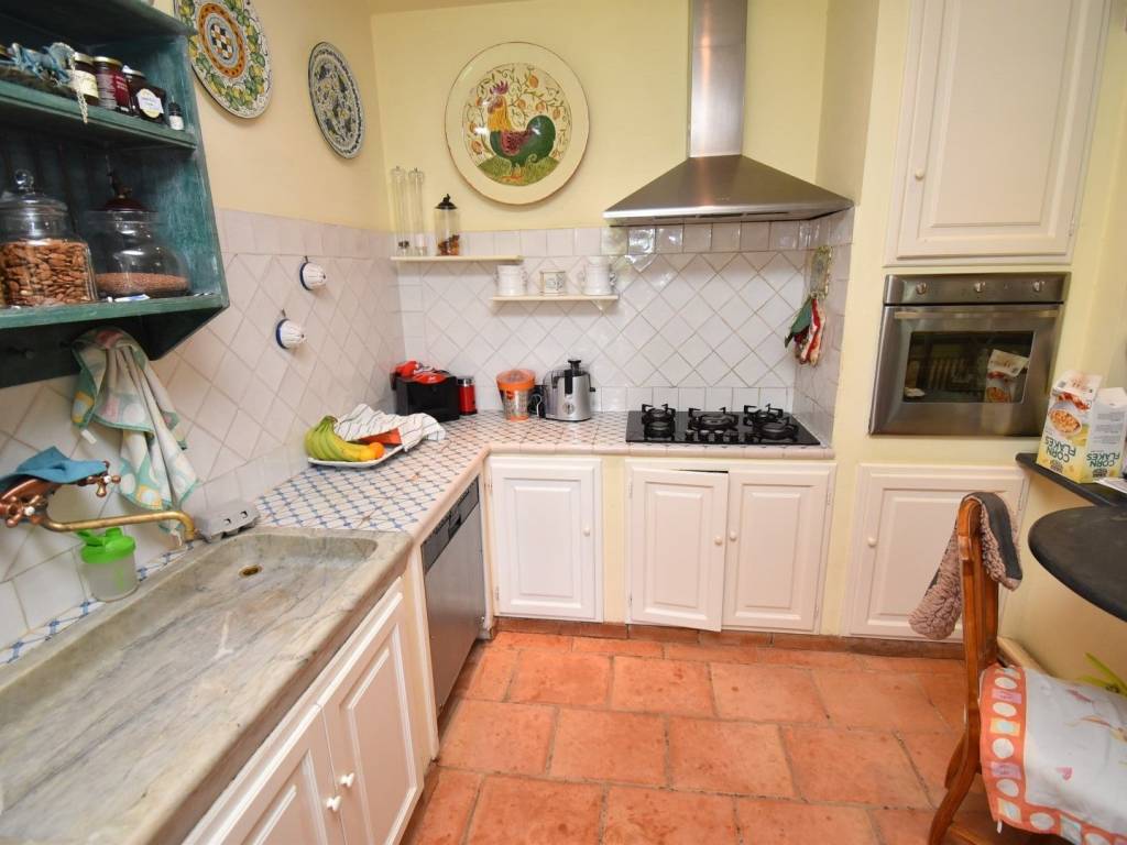 Villa a Seravezza in Via Fortunato Federigi - Foto 3