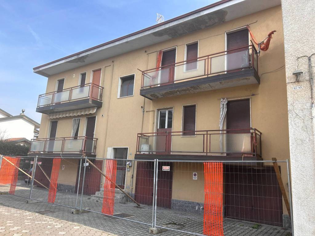 Palazzo / stabile a Lodi vecchio in Vicolo 1 Maggio, 14 - Foto 2