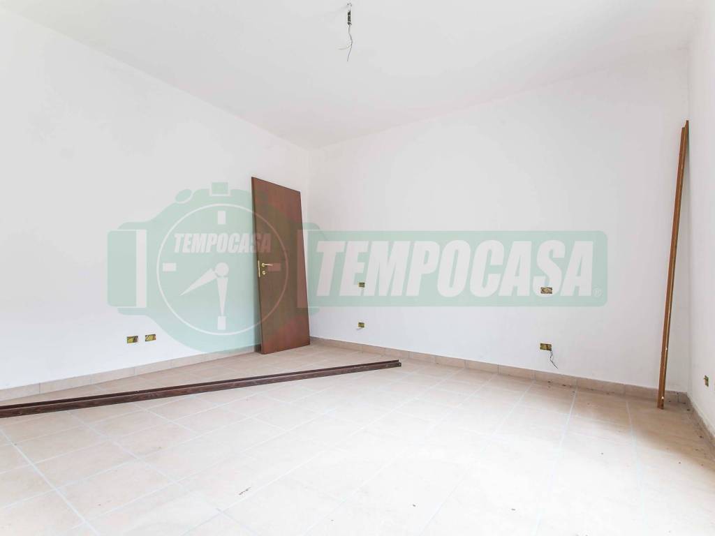 Appartamento a Marnate in Via Vittoria - Foto 3