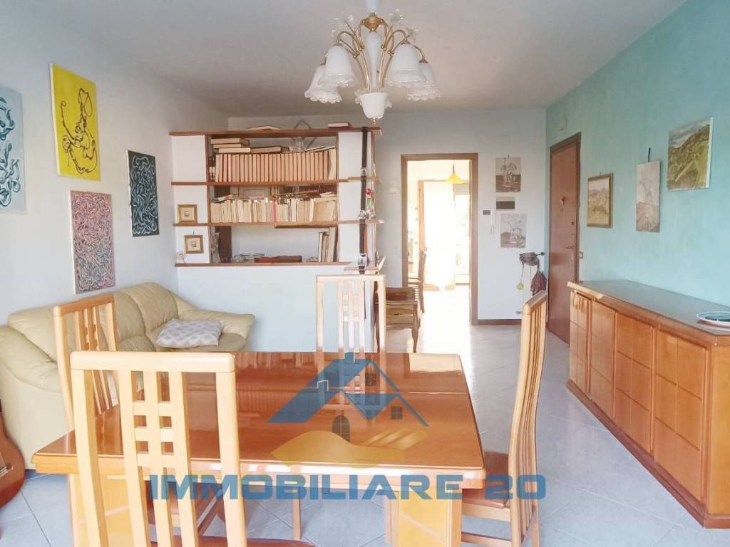 Appartamento a Teramo in Via Vincenzo Pilotti, 29 - Foto 2