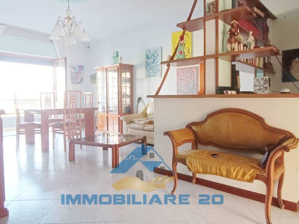 Appartamento a Teramo in Via Vincenzo Pilotti, 29 - Foto 4