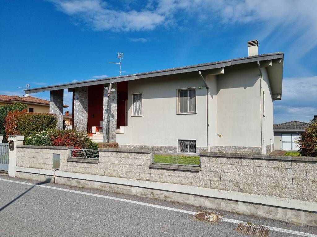 Villa a Casalmoro in Via Alceo Negri, 13 - Foto 5