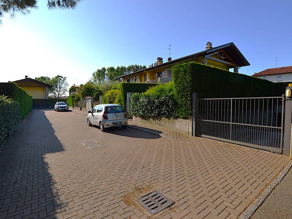 Appartamento a Merate in Via 25 Aprile, 100 - Foto 3