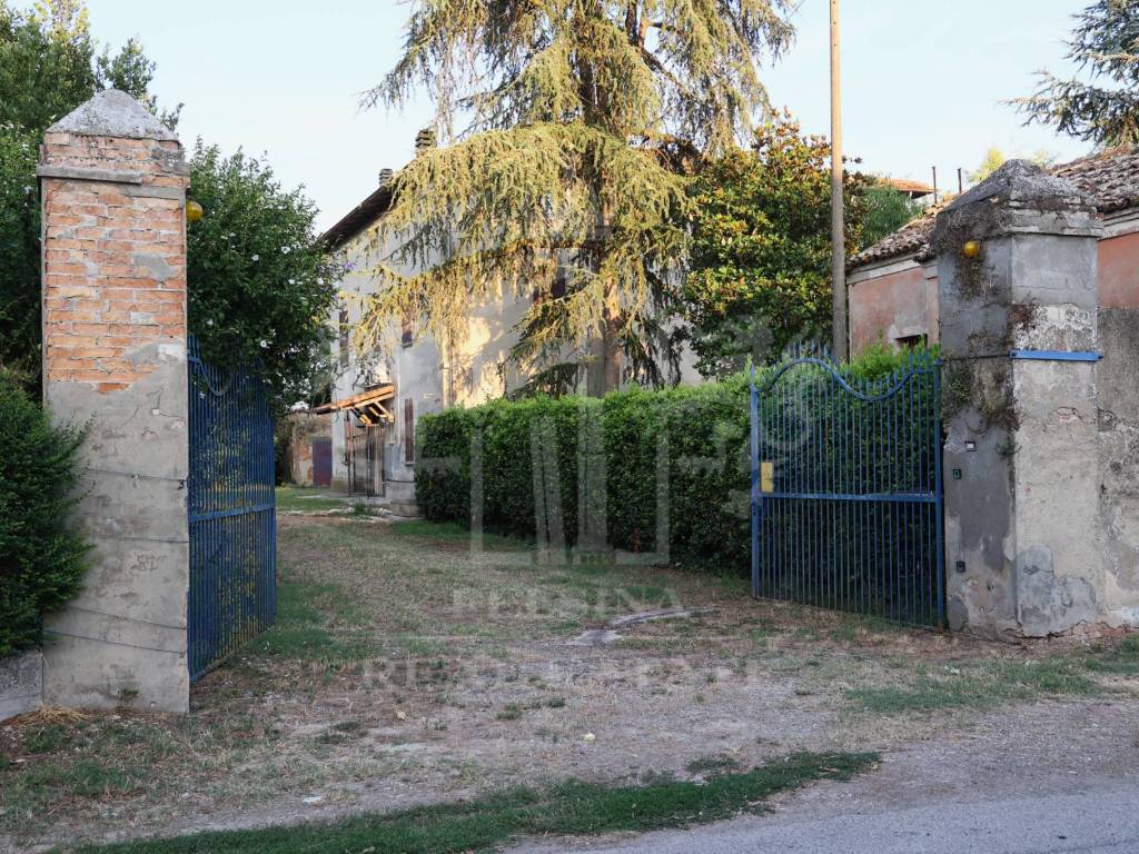 Villa a Conselice in Via Tagliata, 1 - Foto 2