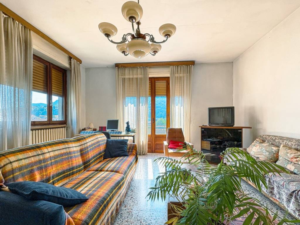 Villa a Omegna in Via Colombera - Foto 2