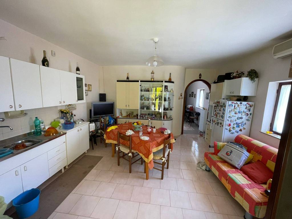 Villa a Andria in Via Castel del Monte - Foto 2