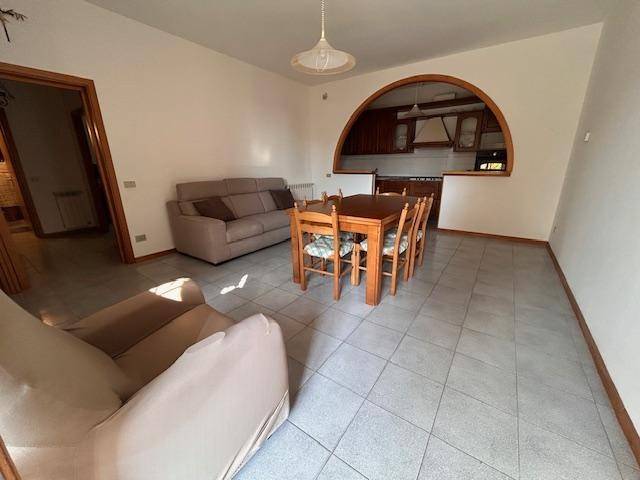Appartamento a Pontedera in Via della Salita - Foto 2