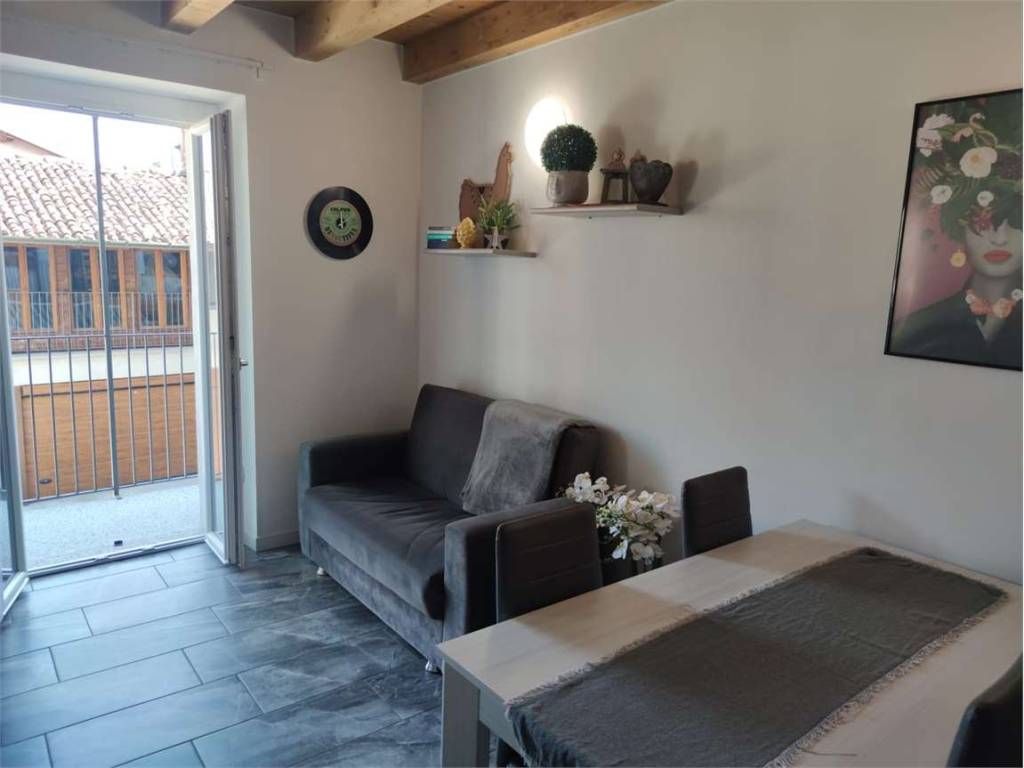 Appartamento a Alzate brianza in Via Battisti, 4 - Foto 4