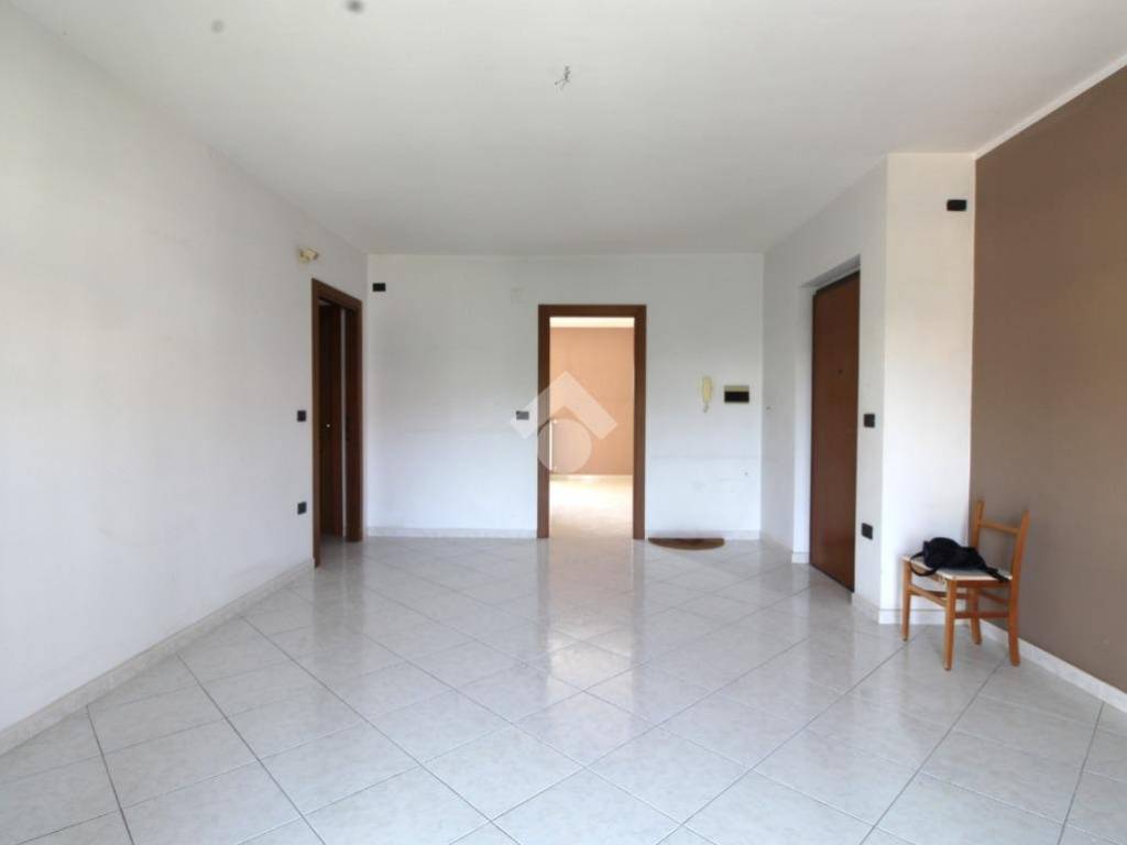 Appartamento a Caserta in Via Giovanni Battista Grassi, 10 - Foto 2