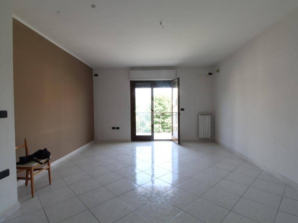 Appartamento a Caserta in Via Giovanni Battista Grassi, 10 - Foto 3