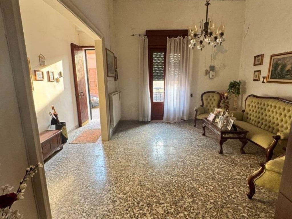 Appartamento a San donaci in Via Trieste, 149 - Foto 2