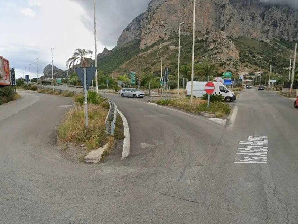 Terreno a Cinisi in Contrada San Giovanni S.N.C. - Foto 4