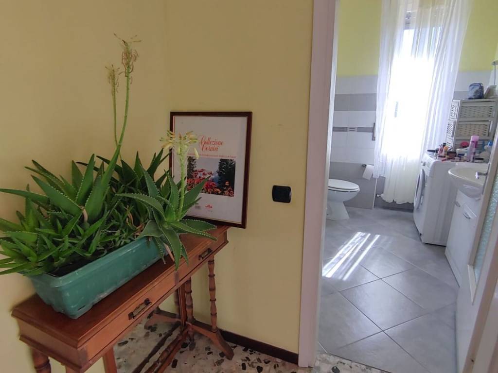 Appartamento a Cassano magnago in Via Giuseppe Garibaldi - Foto 4