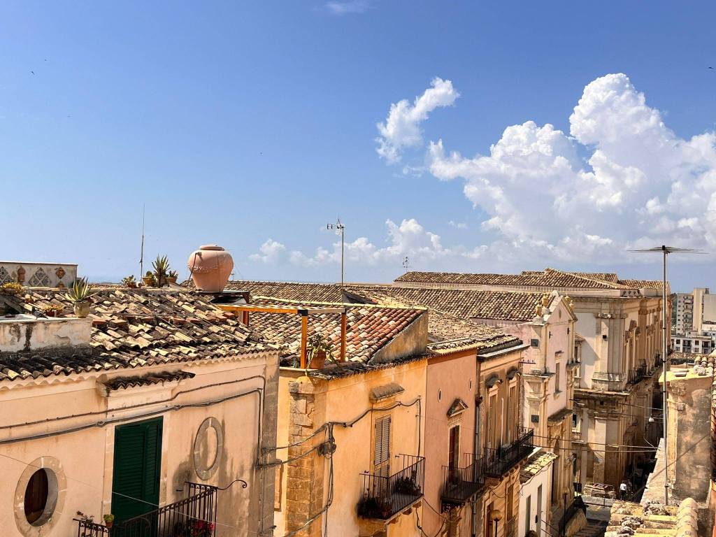Casa indipendente a Noto in Via Fratelli Ragusa - Foto 5