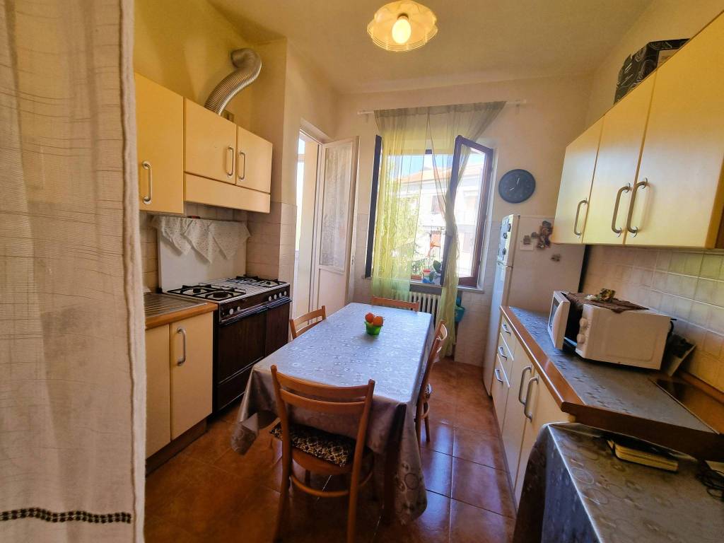 Appartamento a Ancona in Via Temistocle Calzecchi Onesti - Foto 4