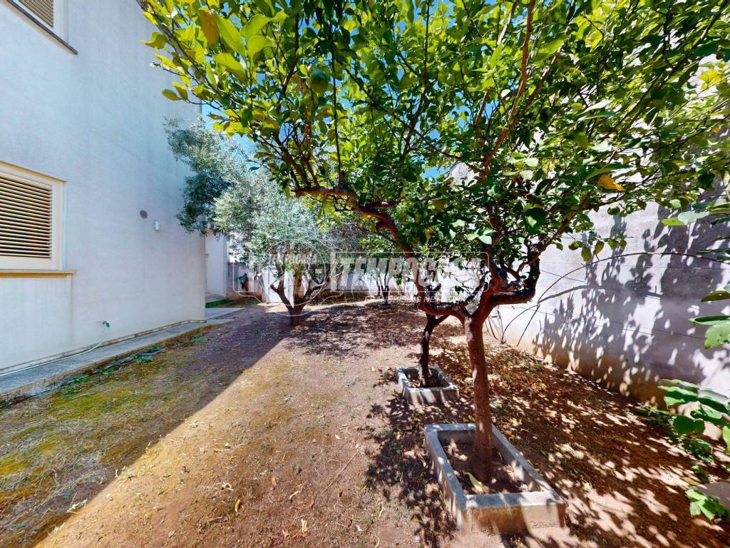 Casa indipendente a Melpignano in Via Cinuria 40 - Foto 3